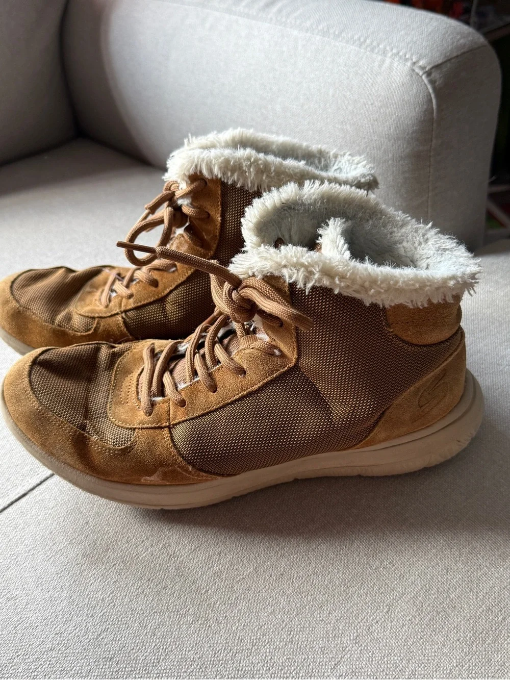 Skechers on the GO City Winter Boots - Picture 6 of 8